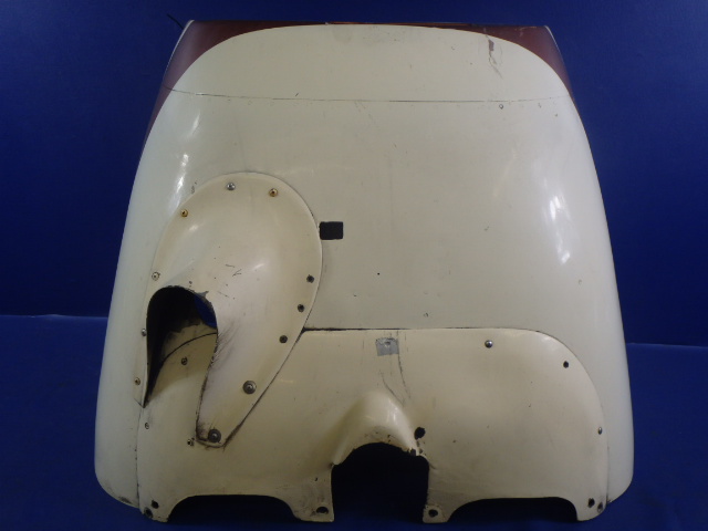 1752001-1 Cessna - COWL ASSEMBLY LOWER (CRACK SEE DETAILS)